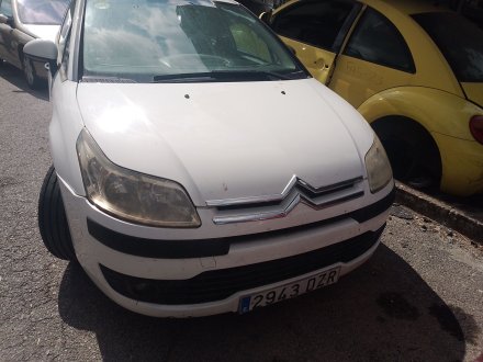 Vehiculo en el desguace: CITROËN C4 I (LC_) 1.6 HDi