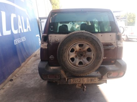 Vehiculo en el desguace: NISSAN TERRANO II (R20) 3.0 Di 4WD