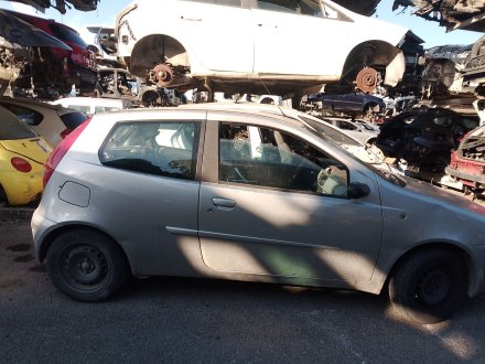 Vehiculo en el desguace: FIAT PUNTO (188_) 1.2 60 (188.030, .050, .130, .150, .230, .250)