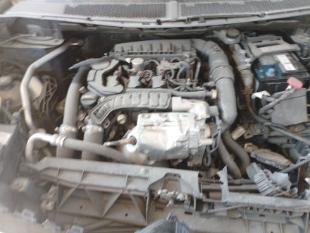 Vehiculo en el desguace: CITROËN C5 AIRCROSS (AC_, AJ_, AR_, A4_) 1.2 PureTech 130 (ARHNSJ)