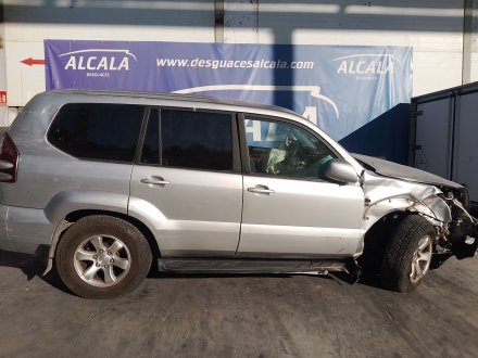 Vehiculo en el desguace: TOYOTA LAND CRUISER PRADO (_J12_) 3.0 D-4D (KDJ120, KDJ125)