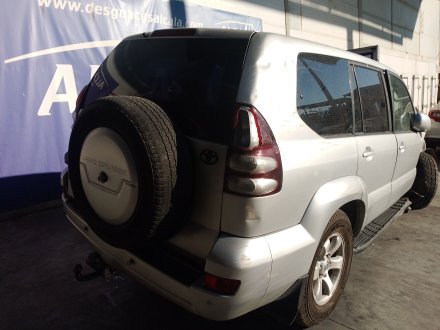 Vehiculo en el desguace: TOYOTA LAND CRUISER PRADO (_J12_) 3.0 D-4D (KDJ120, KDJ125)
