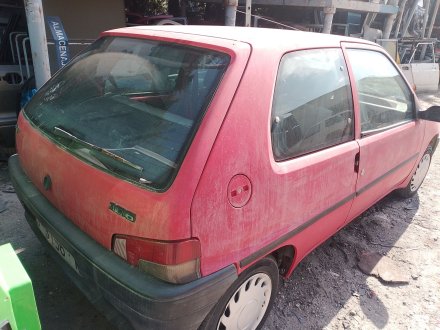 Vehiculo en el desguace: PEUGEOT 106 I (1A, 1C) 1.0