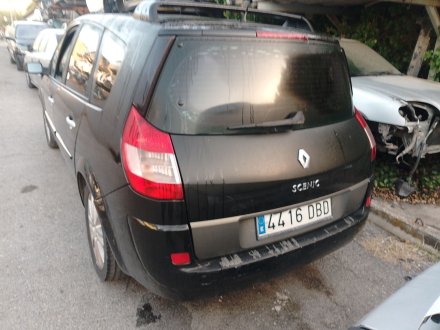 Vehiculo en el desguace: RENAULT GRAND SCÉNIC II (JM0/1_) 1.9 dCi (JM0G, JM12, JM1G, JM2C)