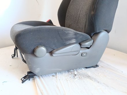 Vehiculo en el desguace: TOYOTA LAND CRUISER PRADO (_J12_) 3.0 D-4D (KDJ120, KDJ125)