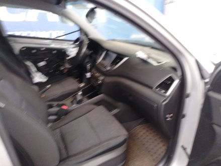 Vehiculo en el desguace: HYUNDAI TUCSON (TL, TLE) 1.7 CRDi