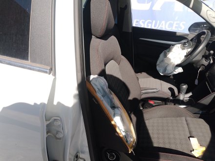 Vehiculo en el desguace: MG ZS SUV (AZS1) 1.5 VTi