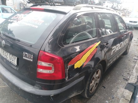 Vehiculo en el desguace: SKODA OCTAVIA II Combi (1Z5) 1.9 TDI