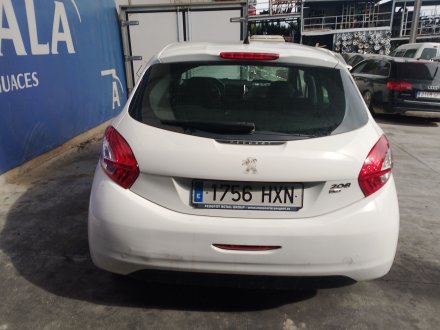 Vehiculo en el desguace: PEUGEOT 208 I (CA_, CC_) 1.6 HDi