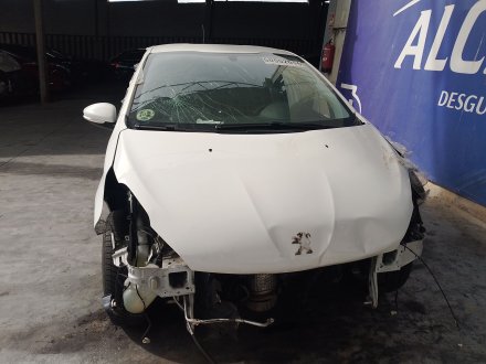 Vehiculo en el desguace: PEUGEOT 208 I (CA_, CC_) 1.6 HDi