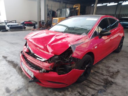 Vehiculo en el desguace: OPEL ASTRA K Sports Tourer (B16) 1.4 Turbo (35)