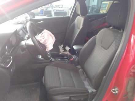 Vehiculo en el desguace: OPEL ASTRA K Sports Tourer (B16) 1.4 Turbo (35)