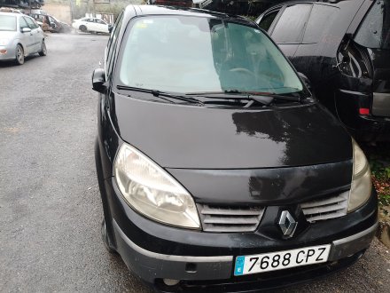 Vehiculo en el desguace: RENAULT SCÉNIC II (JM0/1_) 1.9 dCi (JM0G, JM12, JM1G, JM2C)