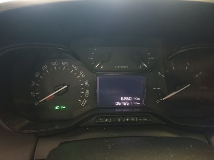 Vehiculo en el desguace: CITROËN C3 AIRCROSS I (2R_, 2C_) 1.2 PureTech 110 (2RHNZB, 2RHNZW, 2RHNPX, 2RHNPJ)