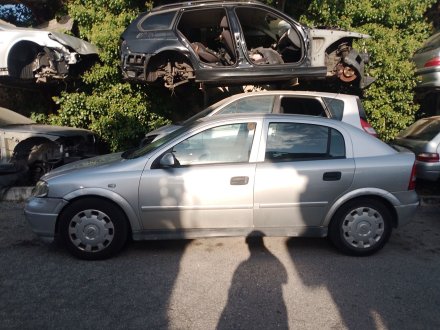 Vehiculo en el desguace: OPEL ASTRA G Hatchback (T98) 1.7 DTI 16V (F08, F48)