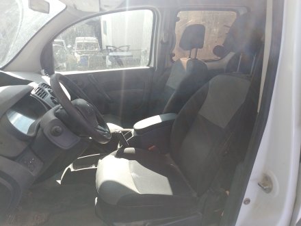 Vehiculo en el desguace: RENAULT KANGOO / GRAND KANGOO II (KW0/1_) 1.5 dCi 95 (KW16)