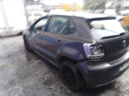 Vehiculo en el desguace: VOLKSWAGEN POLO V (6R1, 6C1) 1.6 TDI