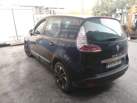 Vehiculo en el desguace: RENAULT SCÉNIC III (JZ0/1_) 1.2 TCe (JZ16)