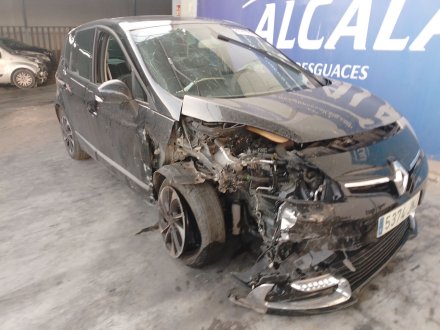 Vehiculo en el desguace: RENAULT SCÉNIC III (JZ0/1_) 1.2 TCe (JZ16)