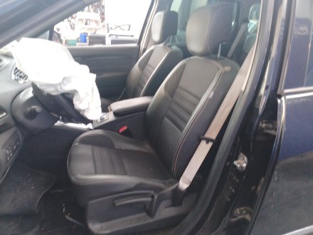 Vehiculo en el desguace: RENAULT SCÉNIC III (JZ0/1_) 1.2 TCe (JZ16)