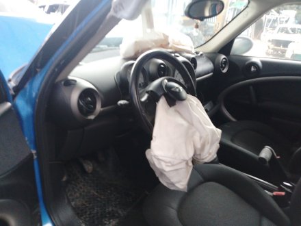 Vehiculo en el desguace: MINI MINI COUNTRYMAN (R60) Cooper D