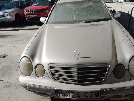 Vehiculo en el desguace: MERCEDES-BENZ CLASE E (W210) E 320 CDI (210.026)