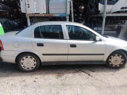 Vehiculo en el desguace: OPEL ASTRA G Sedán (T98) 1.7 DTI 16V (F69)