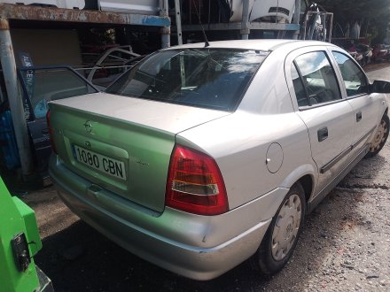 Vehiculo en el desguace: OPEL ASTRA G Sedán (T98) 1.7 DTI 16V (F69)