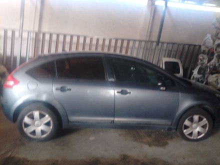 Vehiculo en el desguace: CITROËN C4 I (LC_) 1.6 HDi