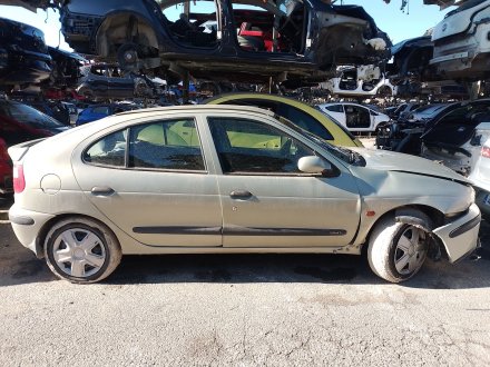 Vehiculo en el desguace: RENAULT MEGANE I (BA0/1_) 1.9 dTi (BA1U)