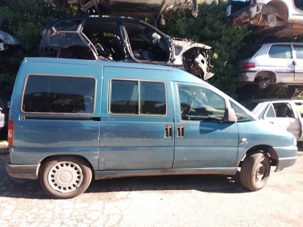 Vehiculo en el desguace: FIAT SCUDO Furgoneta (220_) 2.0 JTD
