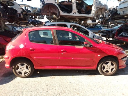 Vehiculo en el desguace: PEUGEOT 206 Hatchback (2A/C) 1.4 HDi eco 70