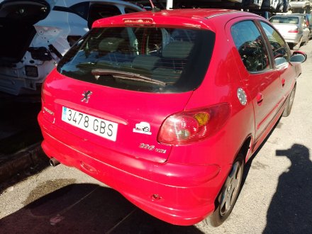 Vehiculo en el desguace: PEUGEOT 206 Hatchback (2A/C) 1.4 HDi eco 70