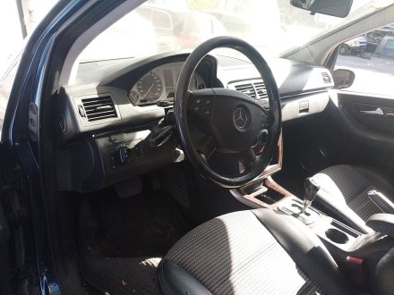 Vehiculo en el desguace: MERCEDES-BENZ CLASE B Sports Tourer (W245) B 180 CDI (245.207)