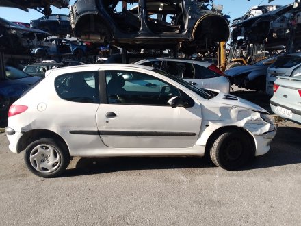 Vehiculo en el desguace: PEUGEOT 206 Hatchback (2A/C) 1.9 D