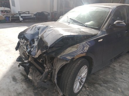 Vehiculo en el desguace: BMW 1 (E87) 118 d