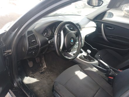 Vehiculo en el desguace: BMW 1 (E87) 118 d