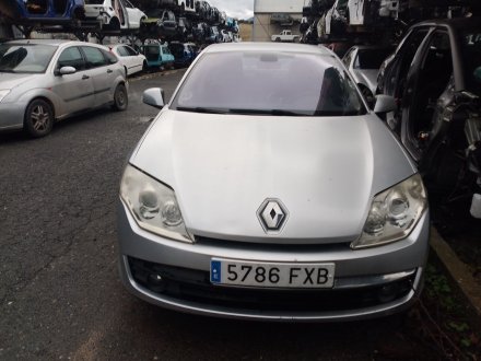 Vehiculo en el desguace: RENAULT LAGUNA III (BT0/1) 2.0 dCi (BT01, BT08, BT09, BT0E, BT0K, BT12, BT1C, BT1D,...