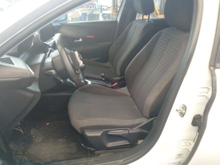 Vehiculo en el desguace: PEUGEOT 208 II (UB_, UP_, UW_, UJ_) 1.5 BlueHDI 100