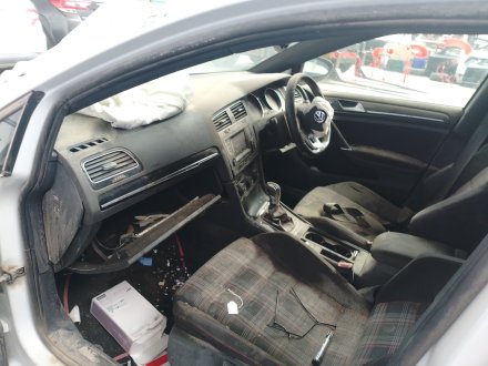 Vehiculo en el desguace: VOLKSWAGEN GOLF VII (5G1, BQ1, BE1, BE2) 2.0 GTI