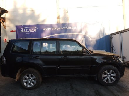 Vehiculo en el desguace: MITSUBISHI MONTERO IV (V8_W, V9_W) 3.2 DI-D 4WD (V98W, V88W)