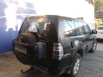 Vehiculo en el desguace: MITSUBISHI MONTERO IV (V8_W, V9_W) 3.2 DI-D 4WD (V98W, V88W)