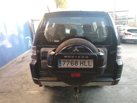 Vehiculo en el desguace: MITSUBISHI MONTERO IV (V8_W, V9_W) 3.2 DI-D 4WD (V98W, V88W)
