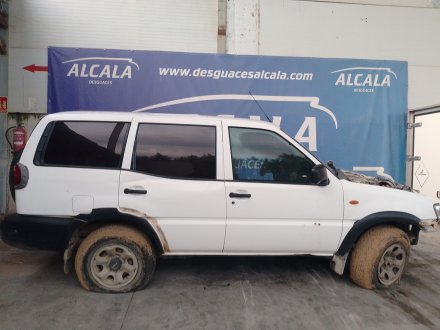 Vehiculo en el desguace: NISSAN TERRANO II (R20) 2.7 TDi 4WD