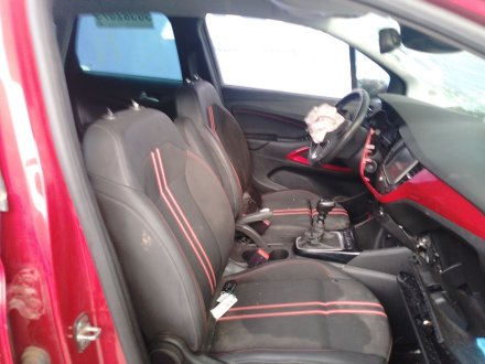 Vehiculo en el desguace: OPEL CROSSLAND X / CROSSLAND (P17, P2QO) 1.5 (75)