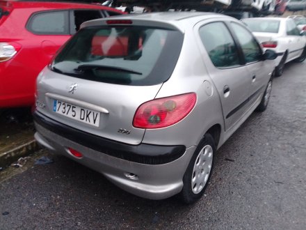 Vehiculo en el desguace: PEUGEOT 206 Hatchback (2A/C) 1.4 i