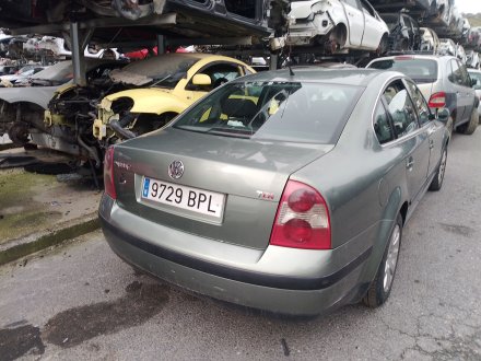 Vehiculo en el desguace: VOLKSWAGEN PASSAT B5.5 (3B3) 1.9 TDI