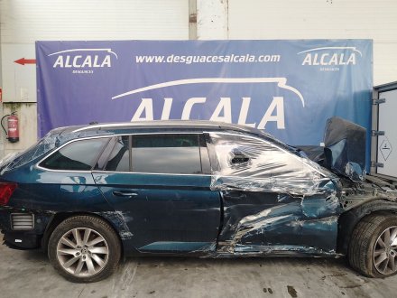 Vehiculo en el desguace: SKODA SUPERB III Station Wagon (3V5) 2.0 TDI