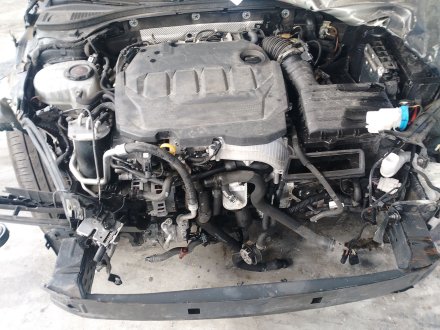 Vehiculo en el desguace: SKODA SUPERB III Station Wagon (3V5) 2.0 TDI