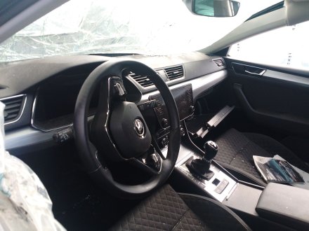 Vehiculo en el desguace: SKODA SUPERB III Station Wagon (3V5) 2.0 TDI